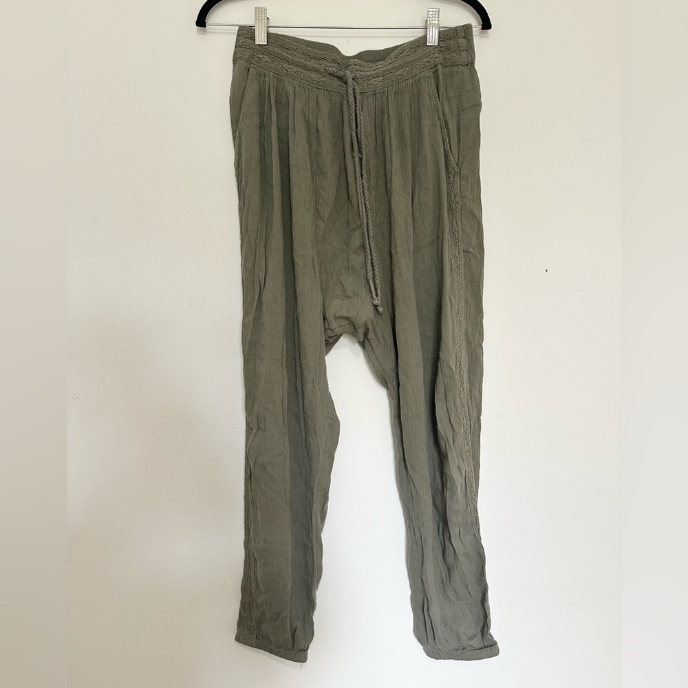 Aerie Green Sweatpants Relaxed Fit Joggers size small boho indie